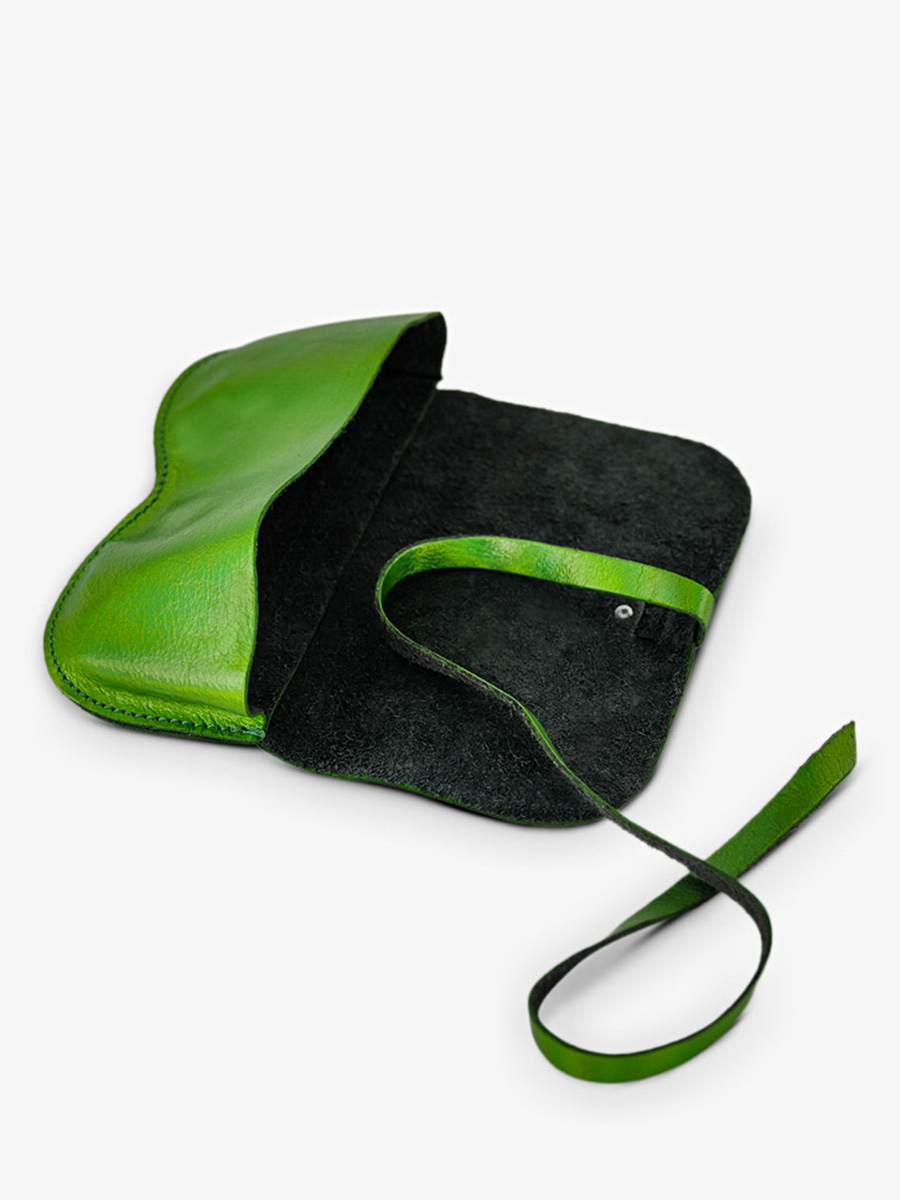 photo-interieur-etui-a-lunette-vert-letui-a-lunettes-absinthe-paul-marius-m49-gr-b
