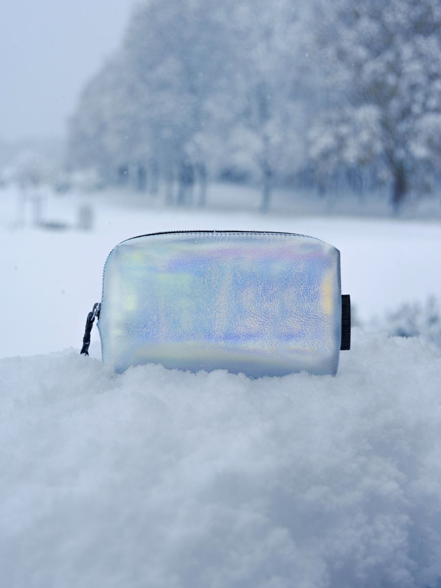 pochette-adele-givre-holographique-noir-vue-face-m500-giv