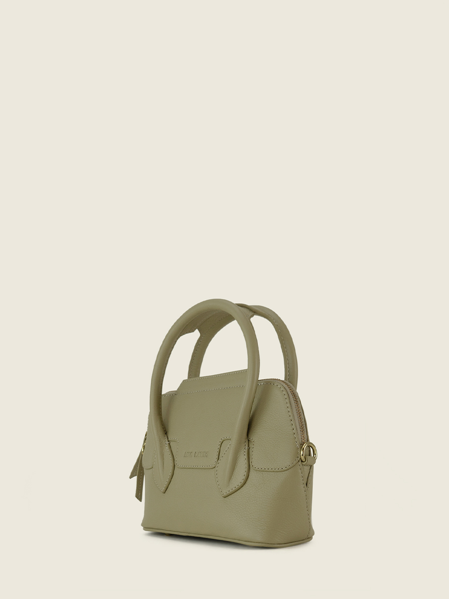 photo-vue-de-cote-mini-sac-main-cuir-vert-gisele-xs-art-deco-amande-paul-marius-w32xs-ad-al