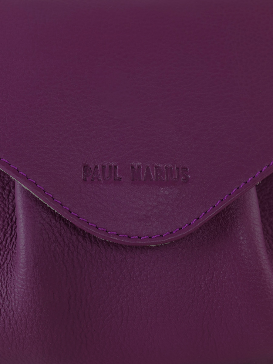 photo-portee-sac-bandouliere-cuir-violet-suzon-m-art-deco-zinzolin-paul-marius-w25m-ad-zi