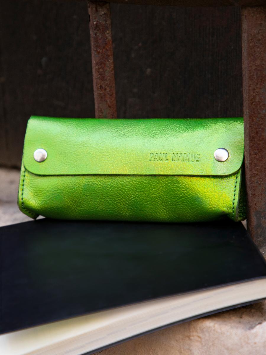 photo-vue-de-face-trousse-scolaire-vert-latrousse-de-paul-absinthe-paul-marius-m58-gr-b