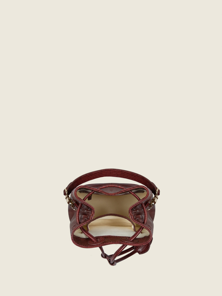 mini-sac-seau-cuir-rouge-capucine-xs-1960-grenat-vue-portee-w39xs-l-r
