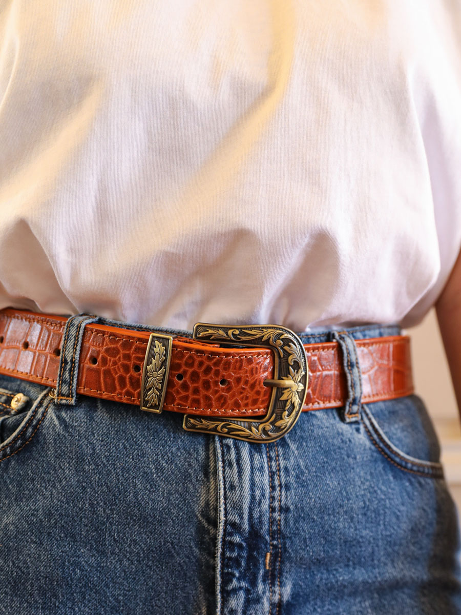 photo-portee-ceinture-cuir-femme-leceinture-alligator-marron-paul-marius-lb-w-115-a-l