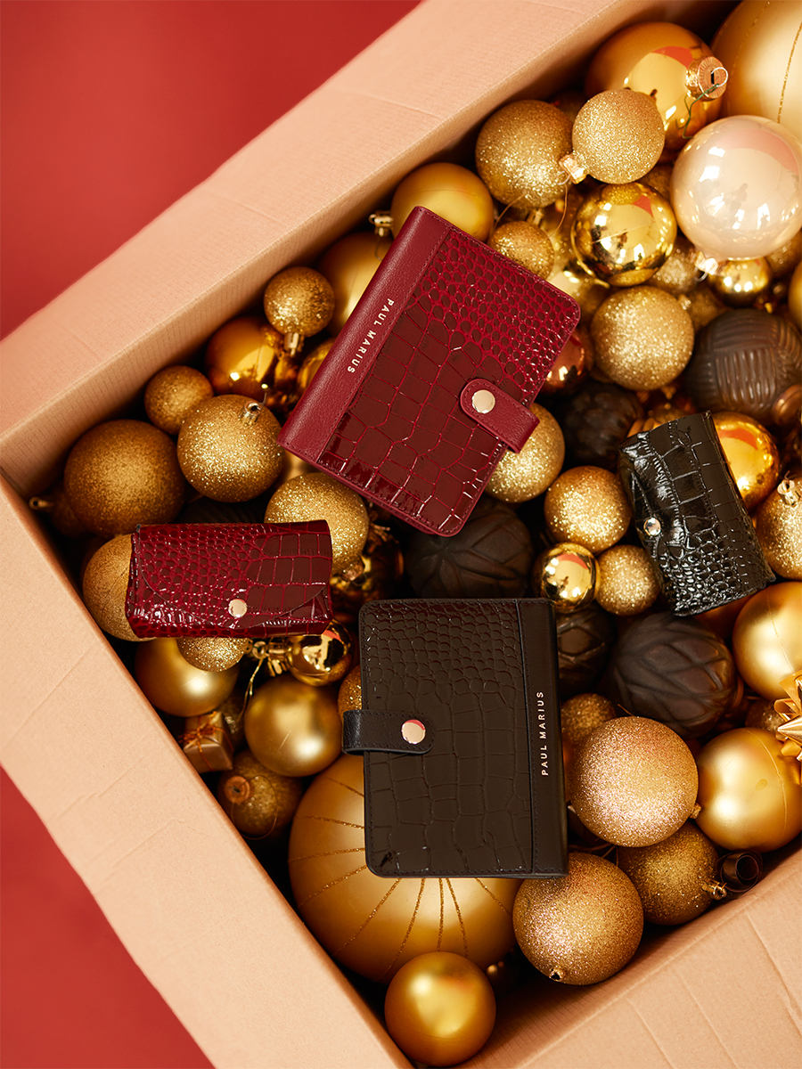 le-gustave-croco-cuir-femme-vernis-noir-vue-portee-clp-cr-ver-b 