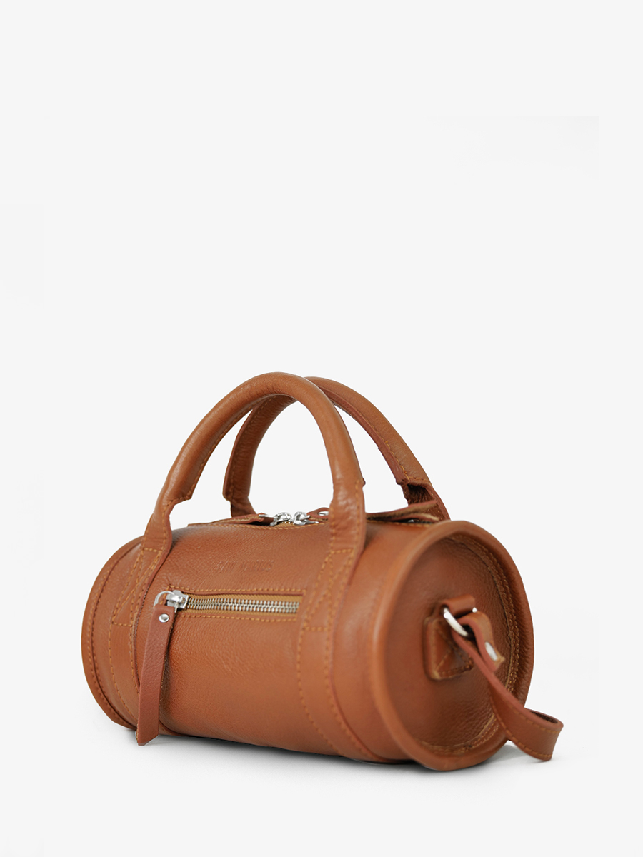 photo-vue-de-cote-sac-main-cuir-marron-femme-charlie-naturel-paul-marius-w30-l