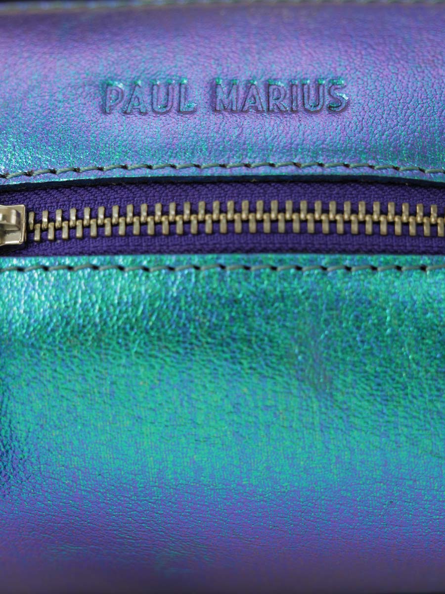 photo-matiere-sac-main-cuir-bleu-irise-femme-charlie-scarabee-paul-marius-w30-p-blu