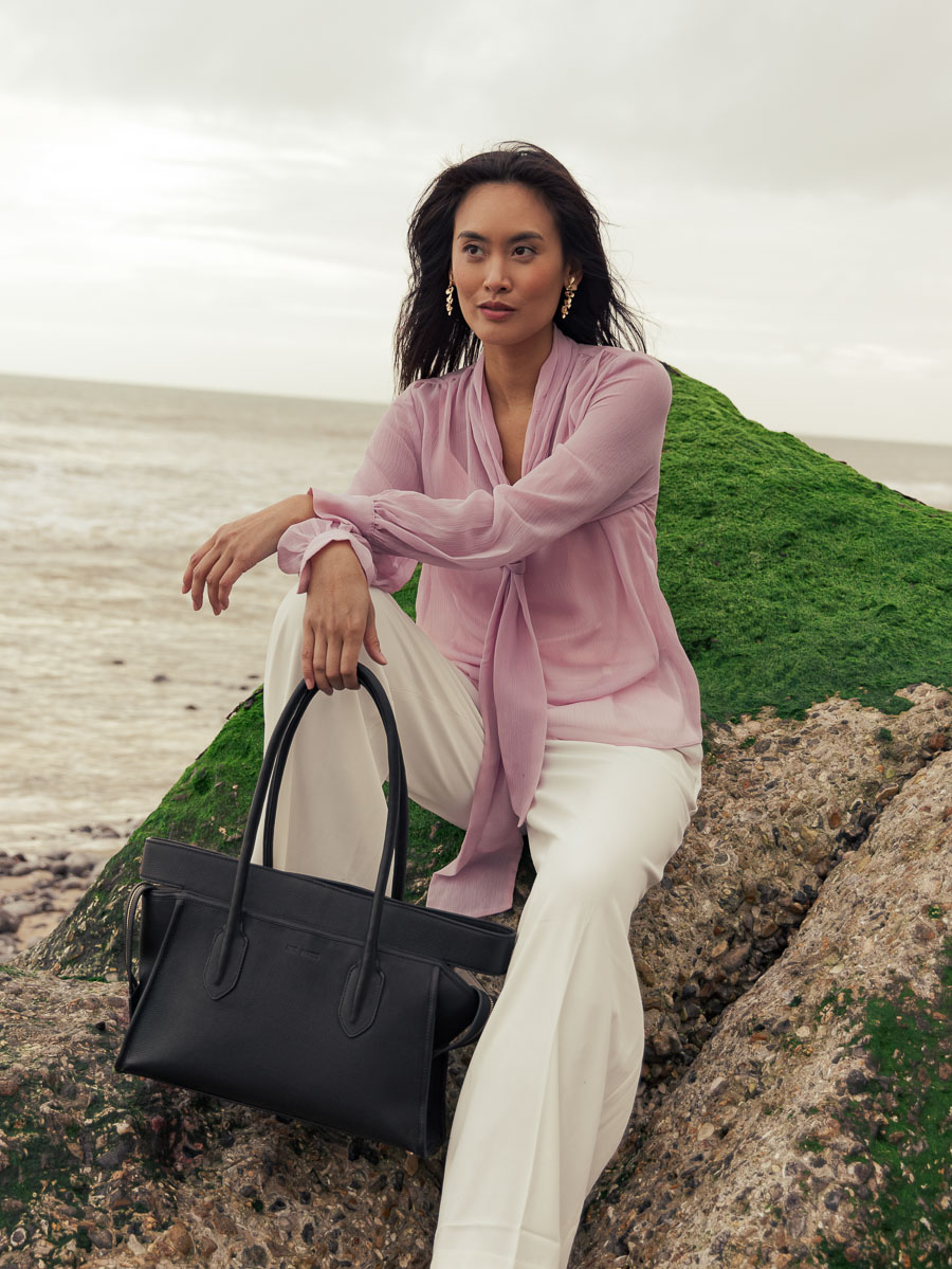  sac-voyage-sac-main-eros-m-noir-Charbon-vue-face-w52m-bm-b