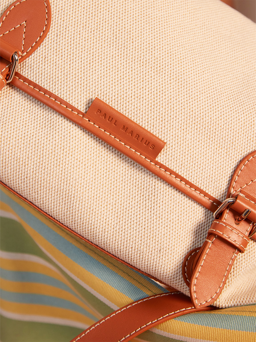 Sac bandoulière en toile beige Loulou Escapade  - Toile beige photo focus matiere