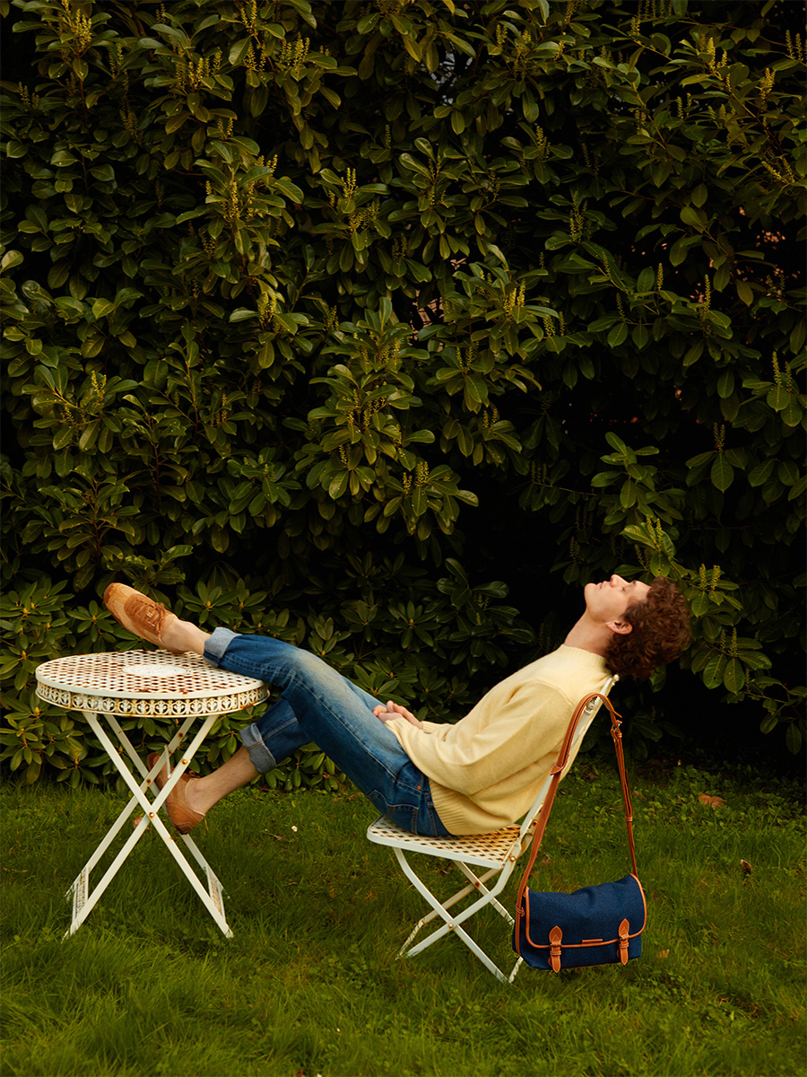 Sac bandoulière en jean bleu & cuir Loulou Escapade  - Denim brut vue cote