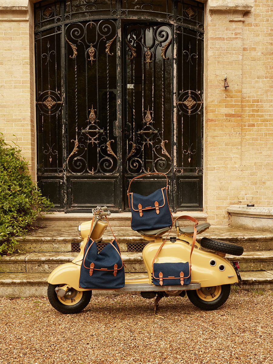 Sac bandoulière en jean bleu & cuir Loulou Escapade  - Denim brut vue dos