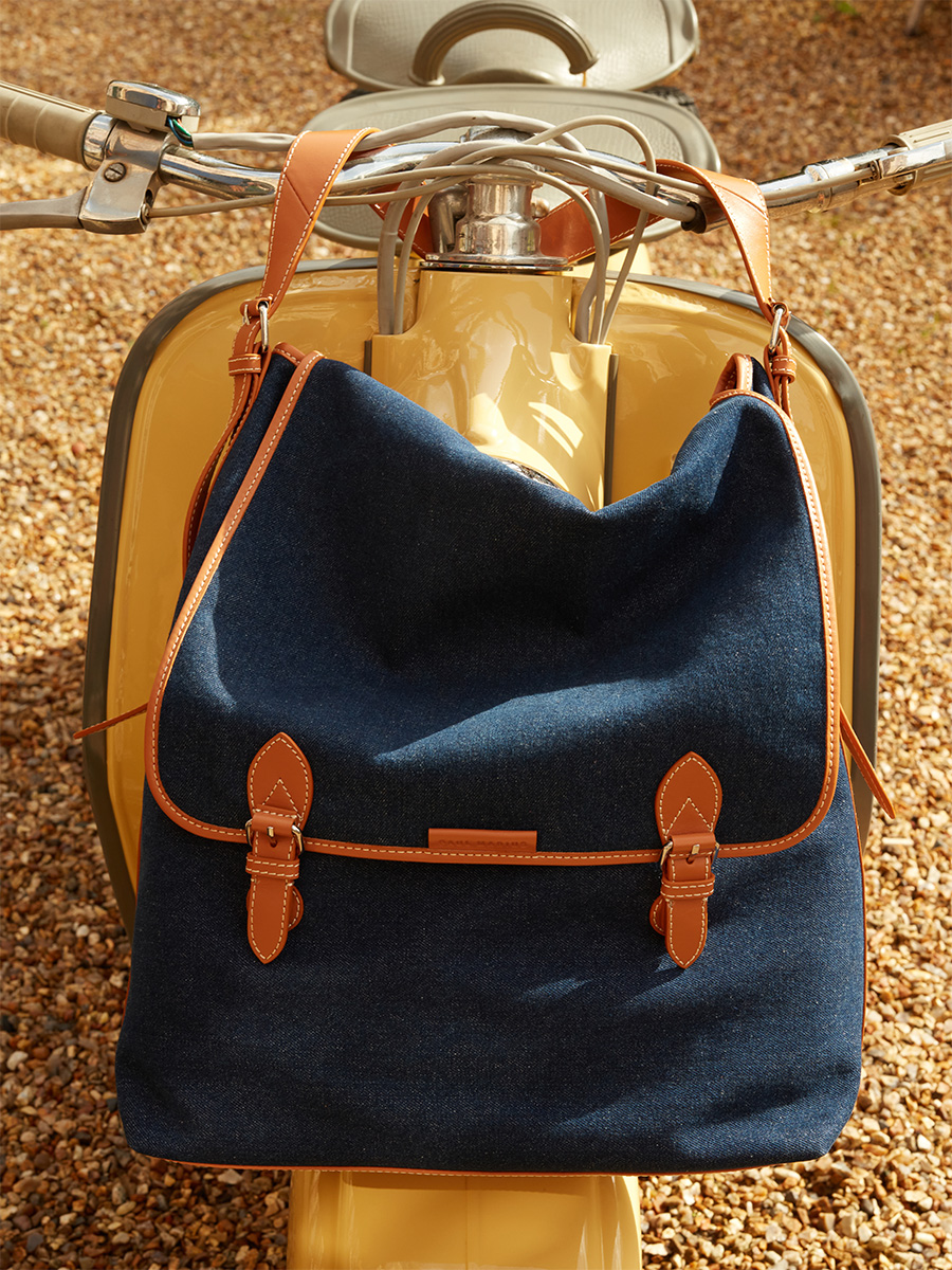 Sac bandoulière XL en jean bleu & cuir Loulou XL Escapade - Denim Brut vue dos