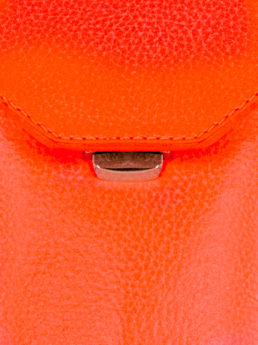 photo-vue-zoom-matiere-sac-telephone-cuir-orange-eva-neon-orange-paul-marius-m71-ne-o