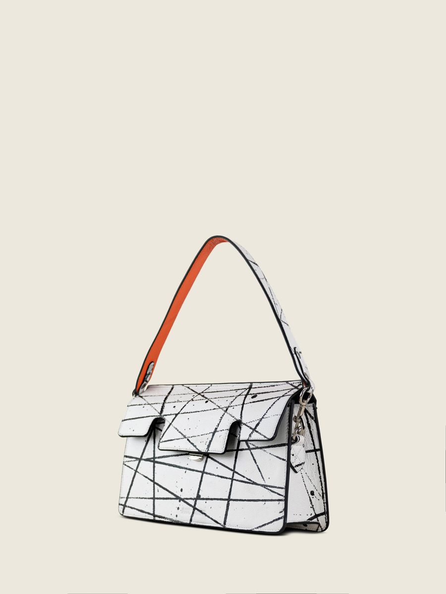 sac-baguette-cuir-blanc-noir-orange-gabrielle-arty-01-vue-cote-w42-art1-b-w