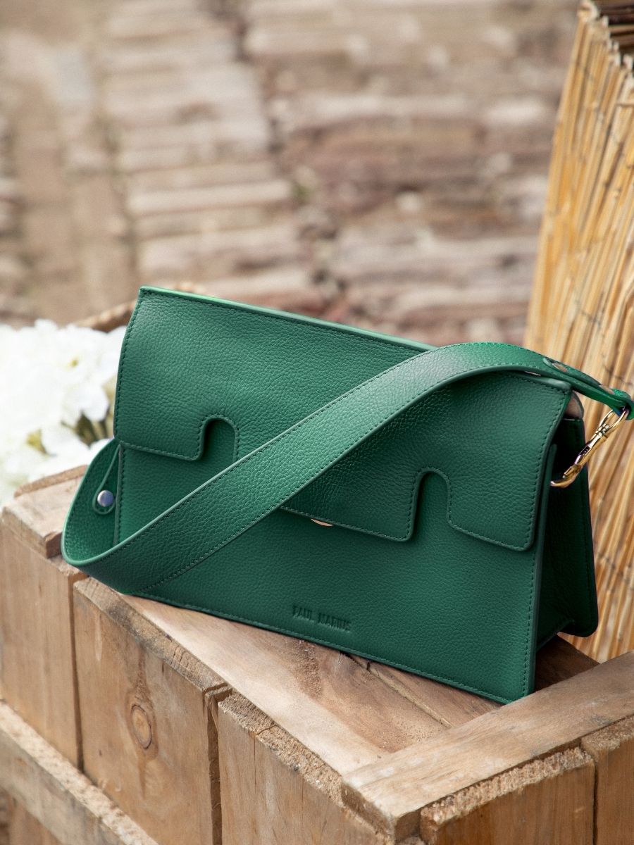 photo-vue-face-sac-baguette-cuir-vert-gabrielle-azur-vert-imperial-paul-marius-w42-az-gr