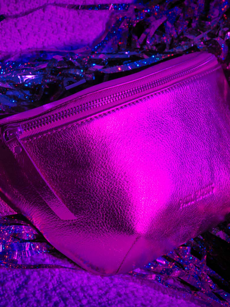 photo-porte-sac-banane-cuir-femme-rose-labanane-ultraviolet-paul-marius-m503-uv-pi