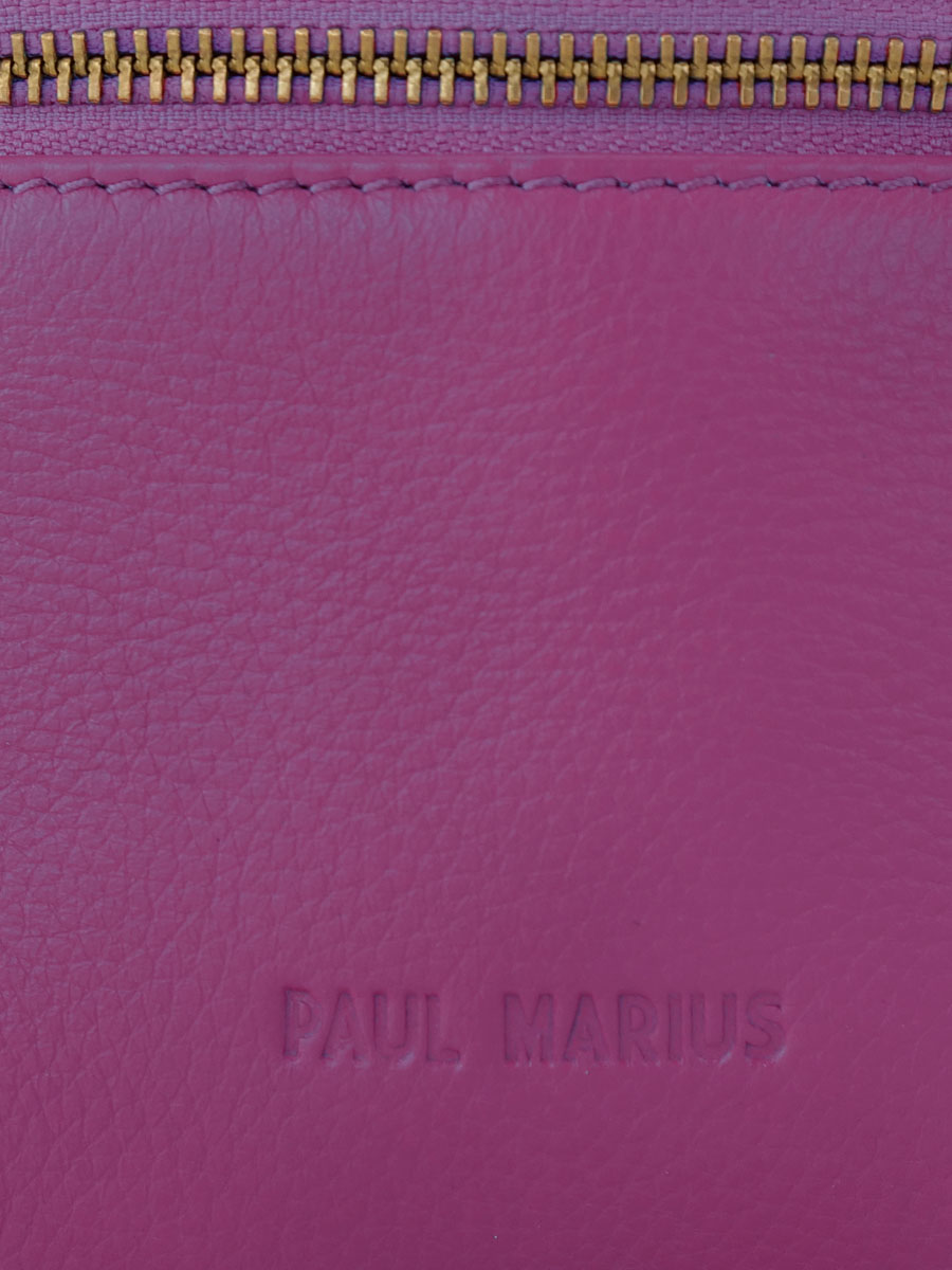 photo-focus-matiere-mini-sac-banane-cuir-violet-labanane-xs-sorbet-cassis-paul-marius-m503xs-sb-p