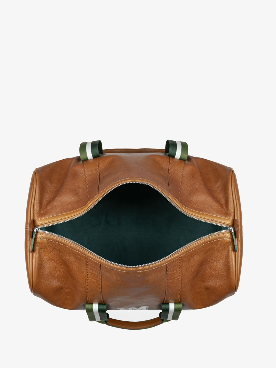 sac-de-voyage-cuir-marron-lecabine-le-mans-classic-2025-vue-interieure-m103-lemans25-l