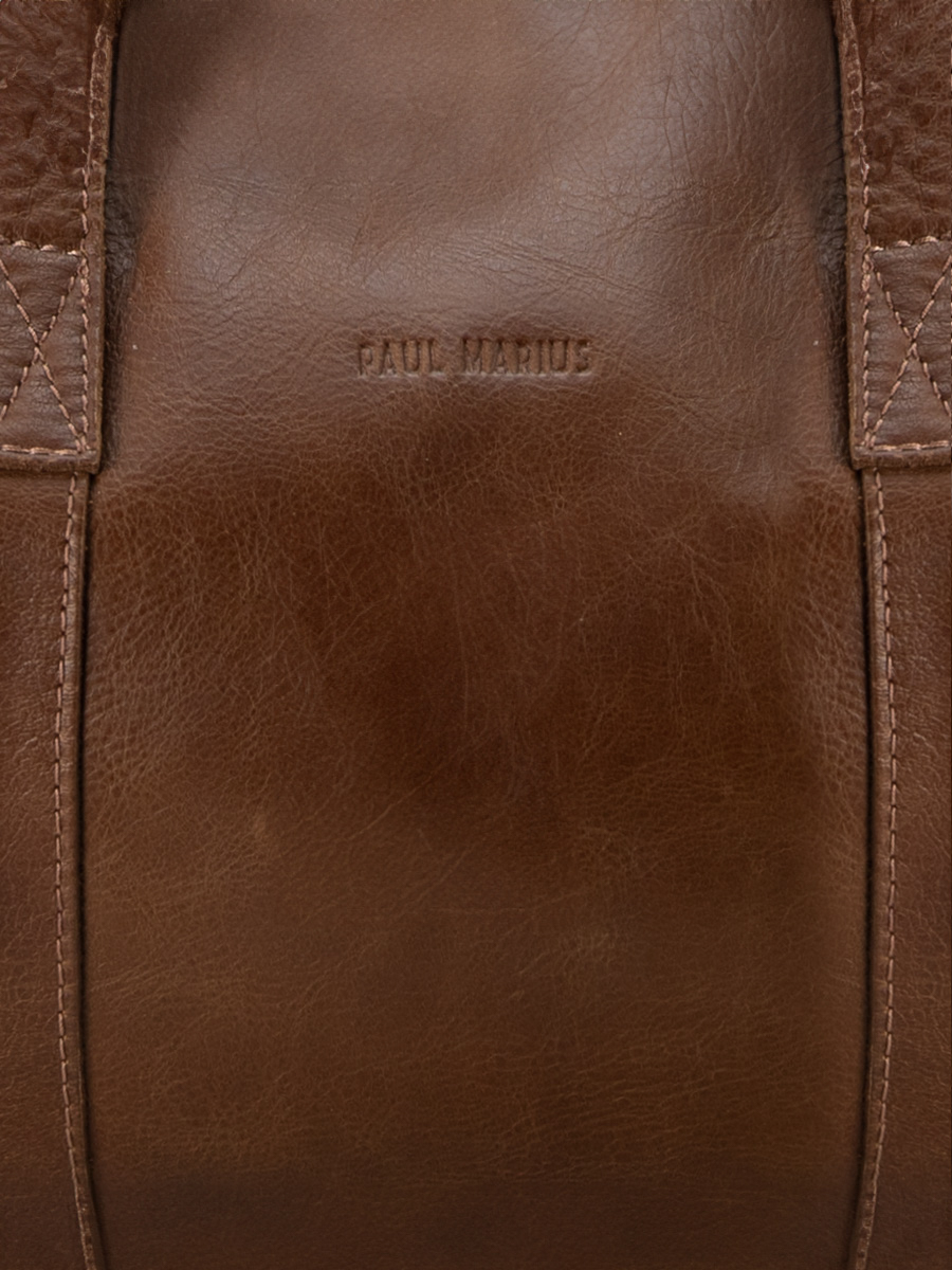 photo-vue-zoom-matiere-sac-de-voyage-cuir-marron-lecabine-tabac-paul-marius-m103-mk