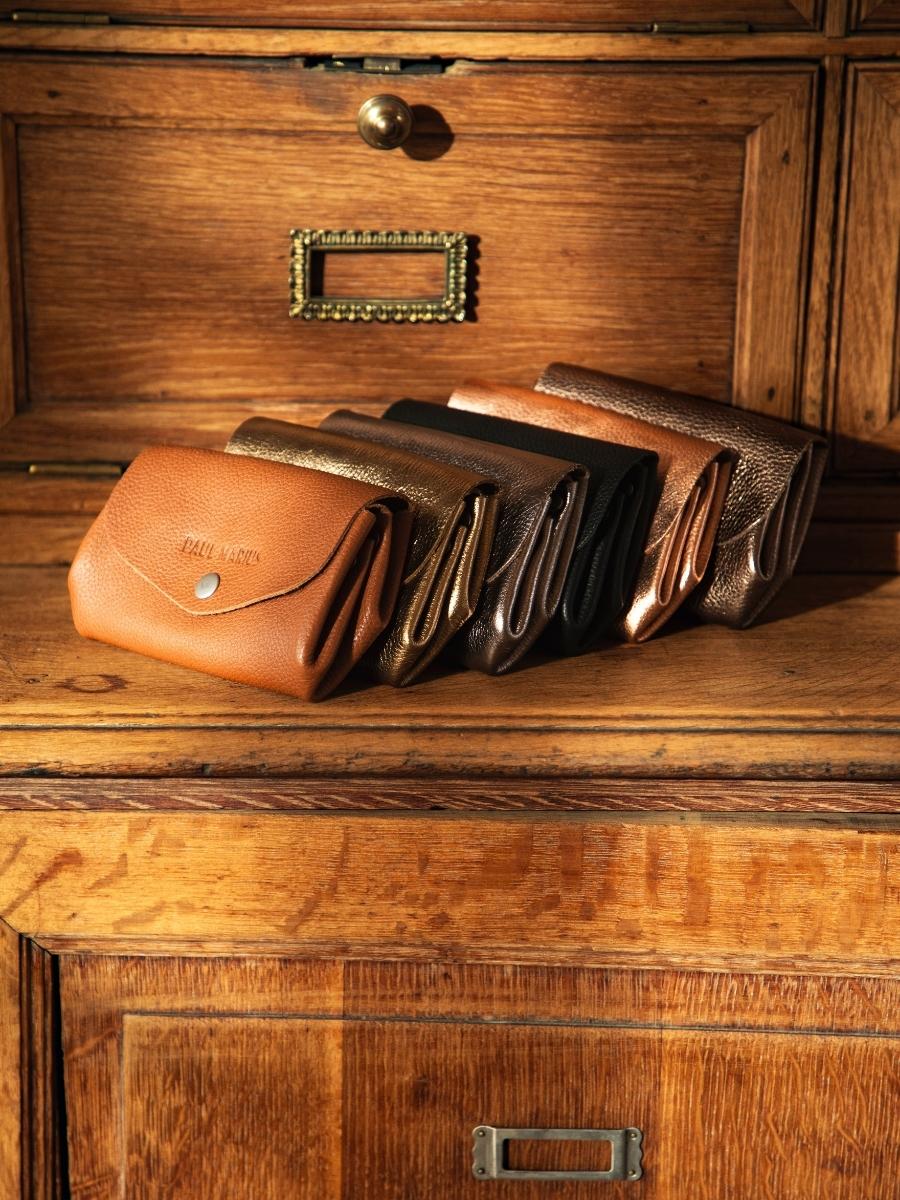 pochette-legustave-m-acier-vue-zoom-matiere-clpm-gm