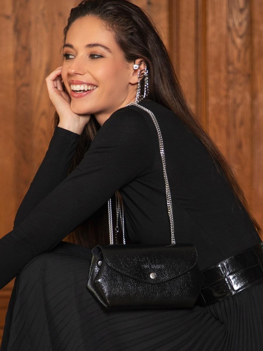 mini-sac-main-noir-legustave-pochette-eclipse-vue-zoom-matiere-clpl-m-b