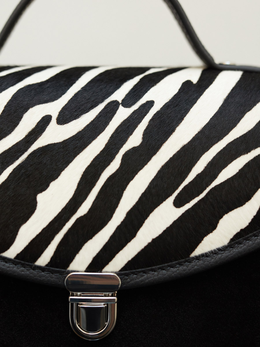 mademoiselle-george-cuir-femme-noir-blanc-zoom-matiere-wo5-ti-b-w    