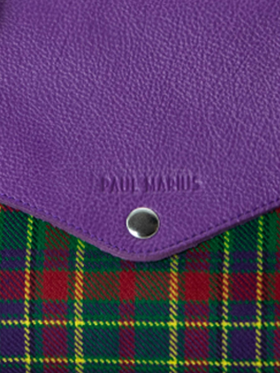 photo-zoom-matiere-sac-bandouliere-cuir-tisu-tartan-lindispensable-versus-paul-marius-w08-sco-gr-p