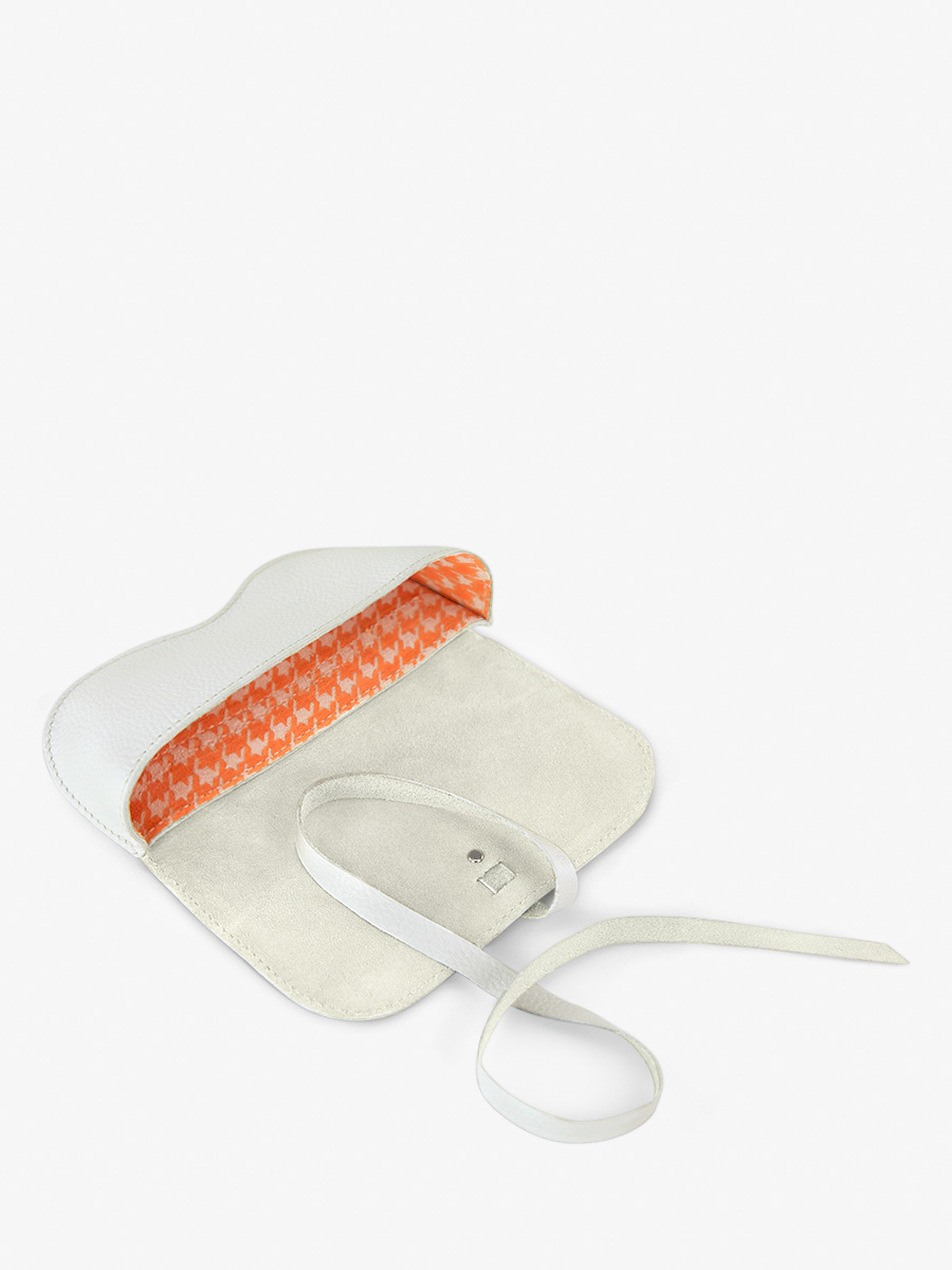 photo-vue-interieure-etui-a-lunettes-cuir-femme-blanc-l-etui-a-lunettes-vedette-paul-marius-m49-w