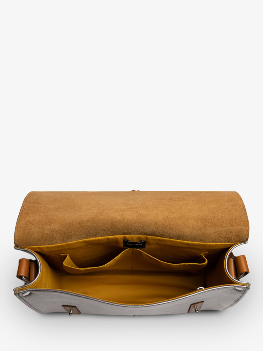 silver-leather-shoulder-bag-lindispensable-steel-paul-marius-ambient-picture-w08-gm