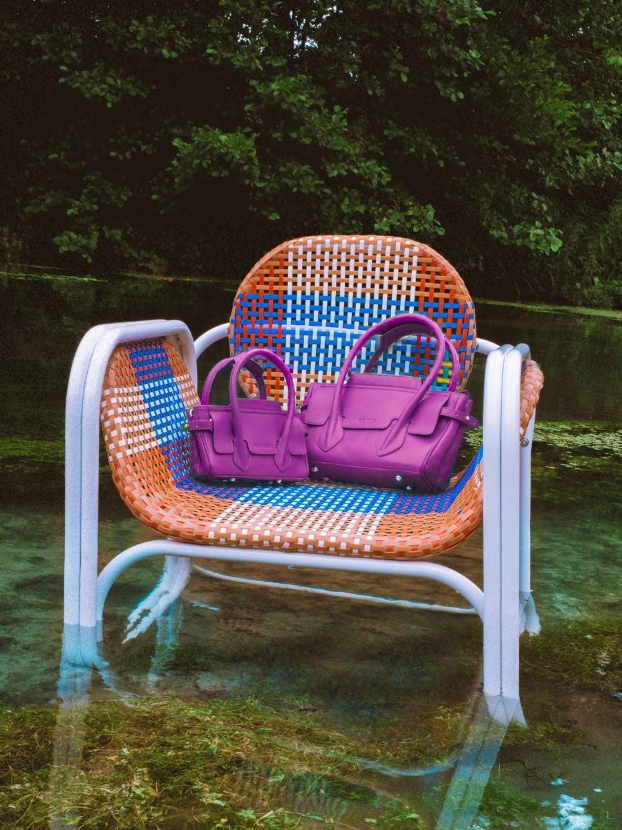 photo-focus-matiere-sac-a-main-cuir-violet-madeleine-s-sorbet-cassis-paul-marius-w31s-sb-p