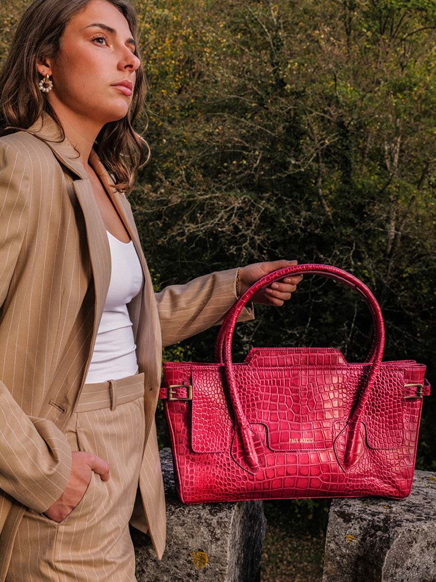 photo-vue-de-face-sac-main-cuir-femme-madeleine-alligator-rose-paul-marius-w31-a-pi