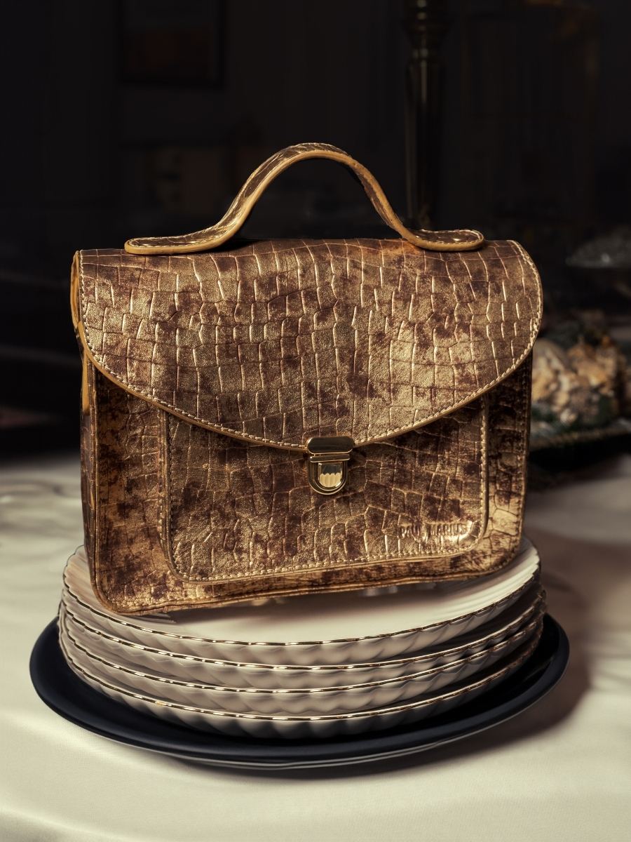  sac-main-mademoiselle-geroge-miroir-dore-vue-zoom-matiere-w05-cr-db-g