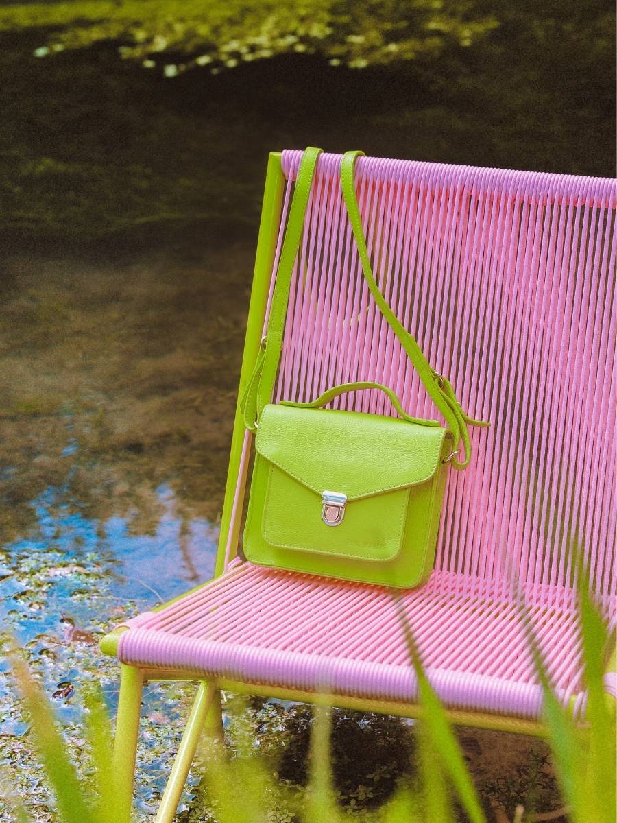 photo-vue-face-mini-sac-bandouliere-cuir-vert-mademoiselle-george-xs-sorbet-pomme-paul-marius-w05xs-sb-lgr