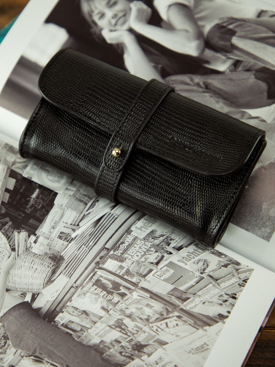 photo-vue-face-etui-a-lunettes-cuir-noir-de-jais-oscar-1960-paul-marius-m50-l-b