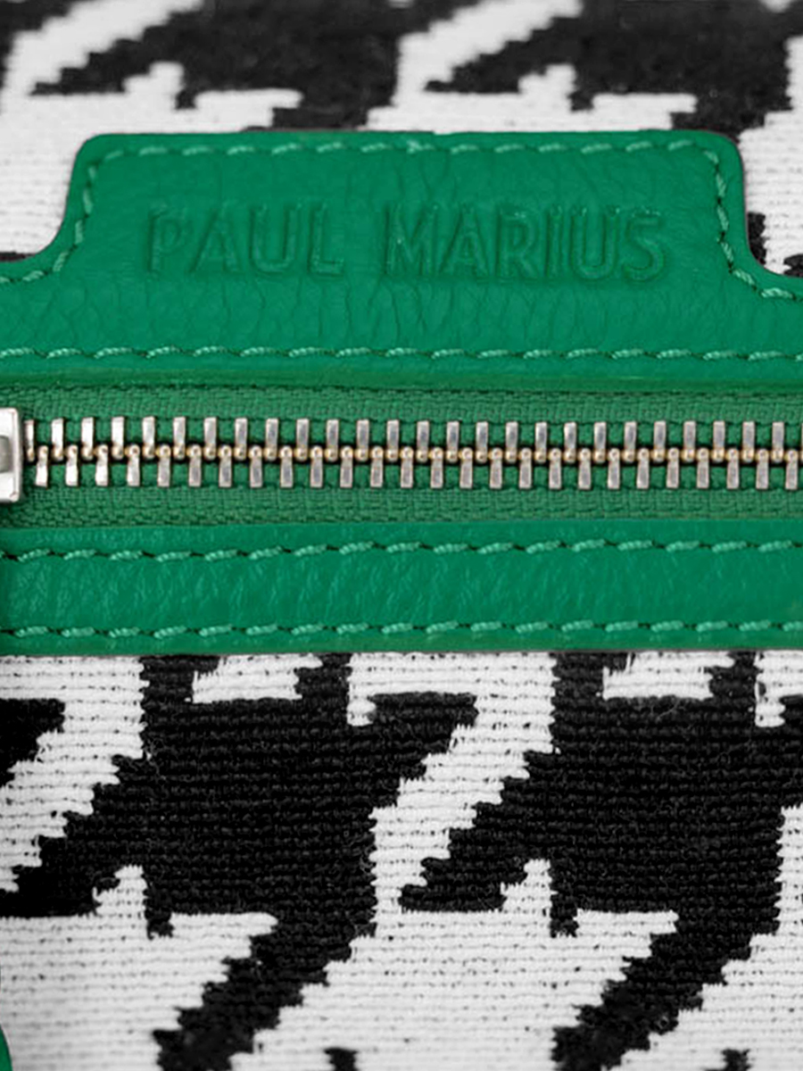 photo-zoom-matiere-sac-main-cuir-violet-charlie-allure-vert-paul-marius-w30-hs2-gr