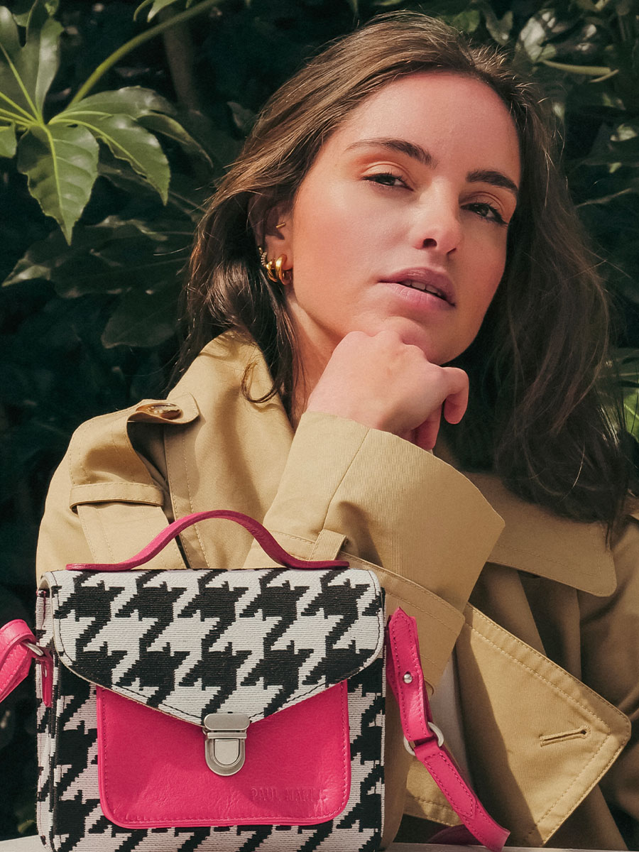 photo-vue-face-mini-sac-bandouliere-cuir-rose-mademoiselle-george-xs-allure-fuchsia-paul-marius-w05xs-hs2-pi