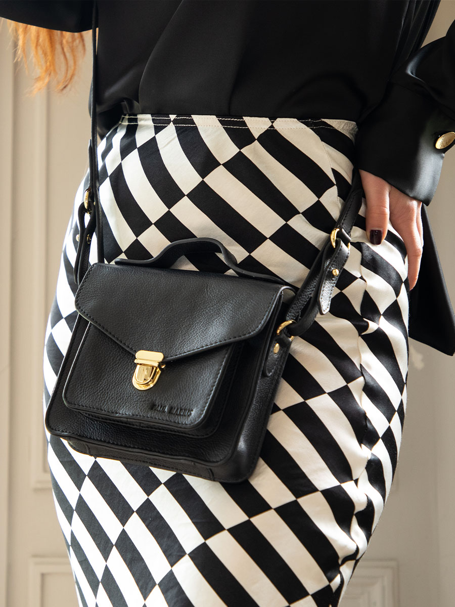 photo-matiere-mini-sac-main-cuir-femme-noir-mademoiselle-george-xs-art-deco-noir-paul-marius-w05xs-ad-b