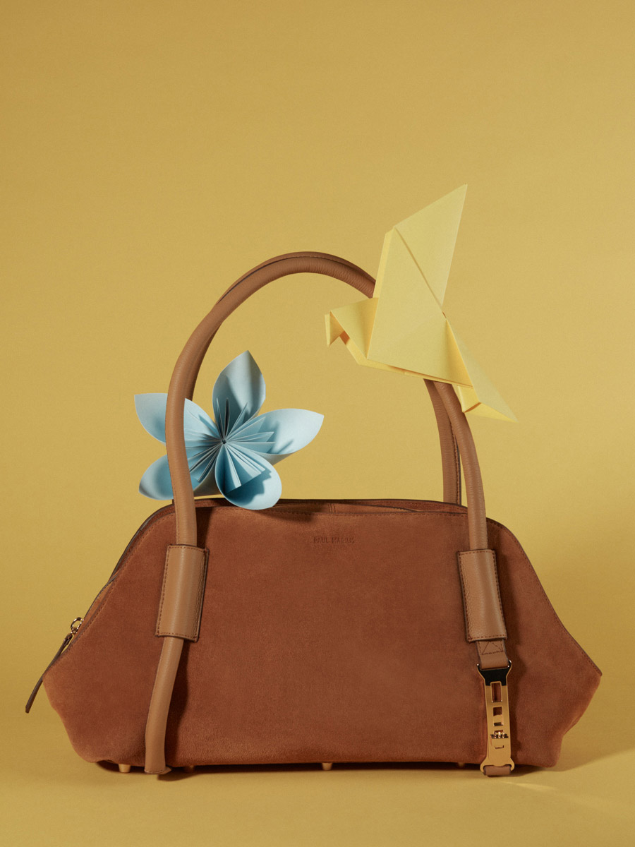 sac-main-voyage-marron-romeo-fauve-vue-zoom-matiere-w48m-su-co
