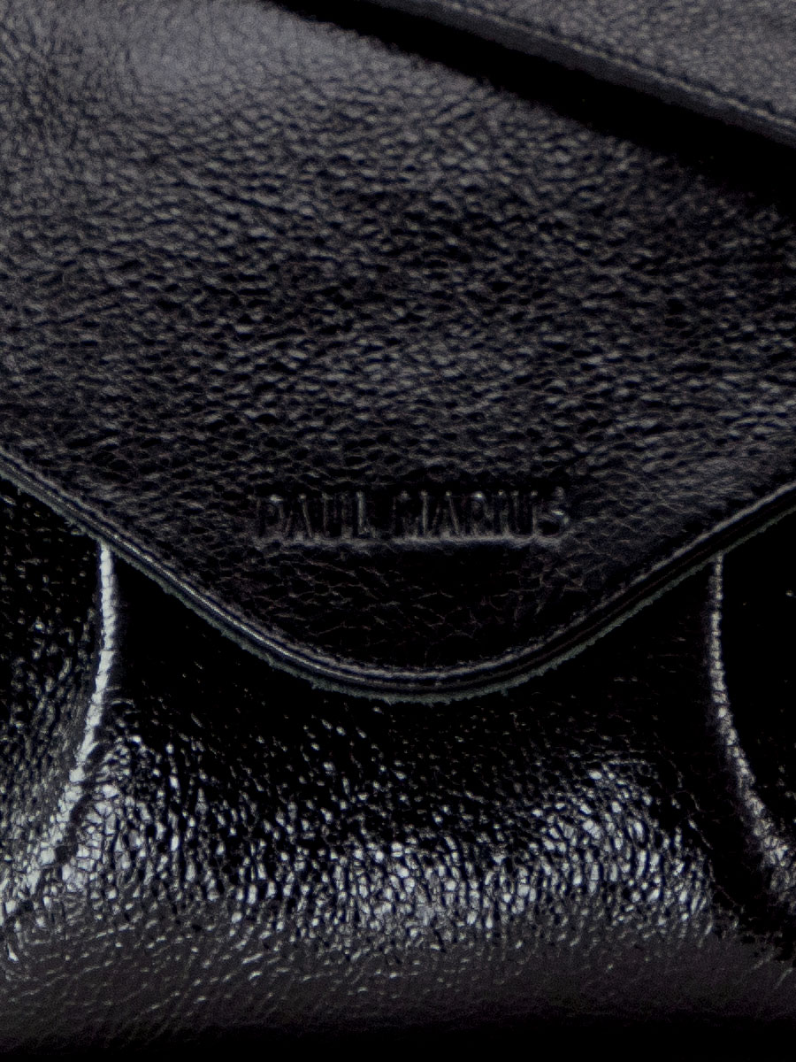 photo-focus-matiere-sac-bandouliere-cuir-noir-scintillant-suzon-m-eclipse-paul-marius-w25m-m-b