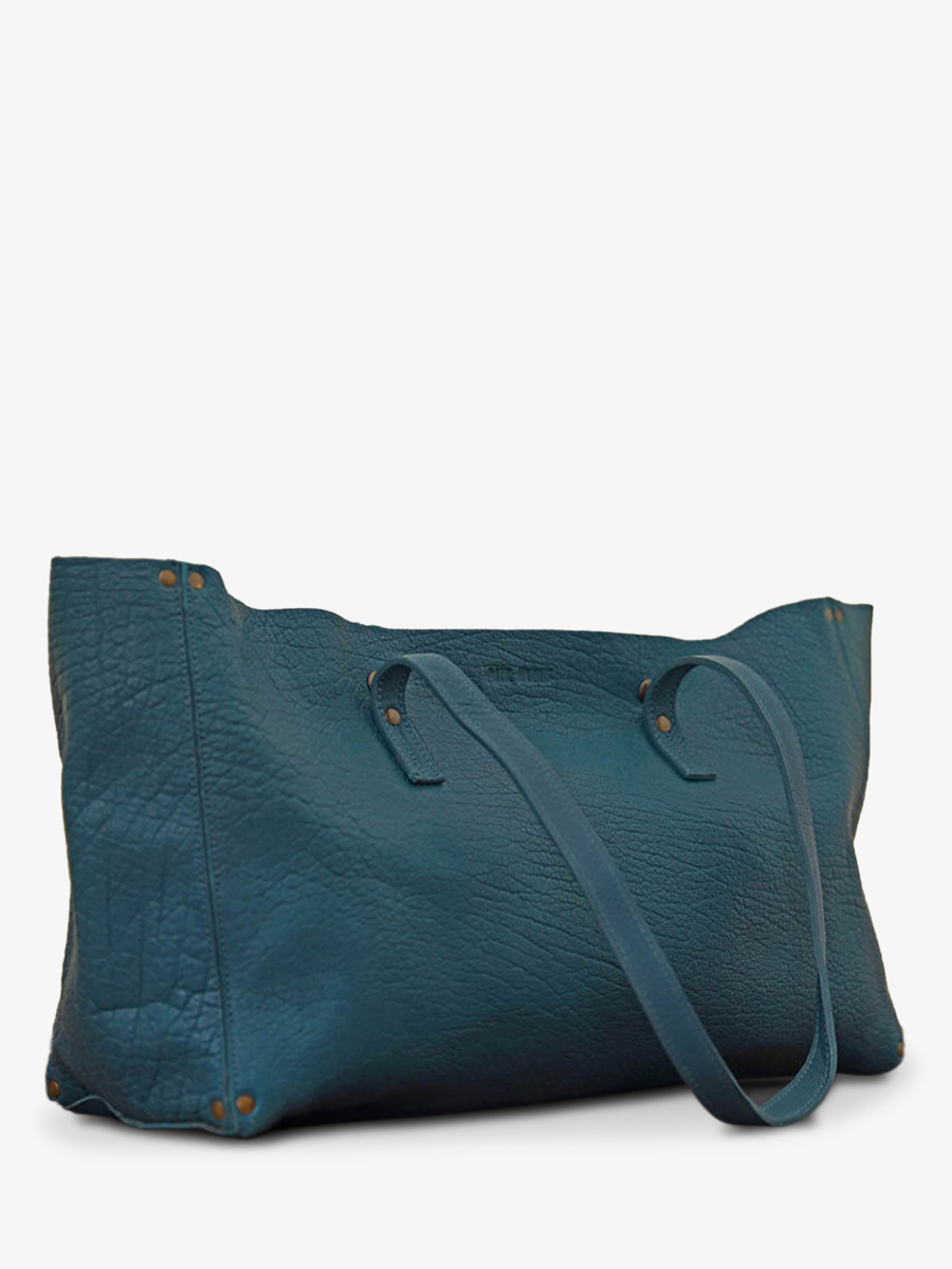 photo-vue-de-cote-cabas-cuir-femme-bleu-leffronte-m-bleu-piscine-paul-marius-w12-blu