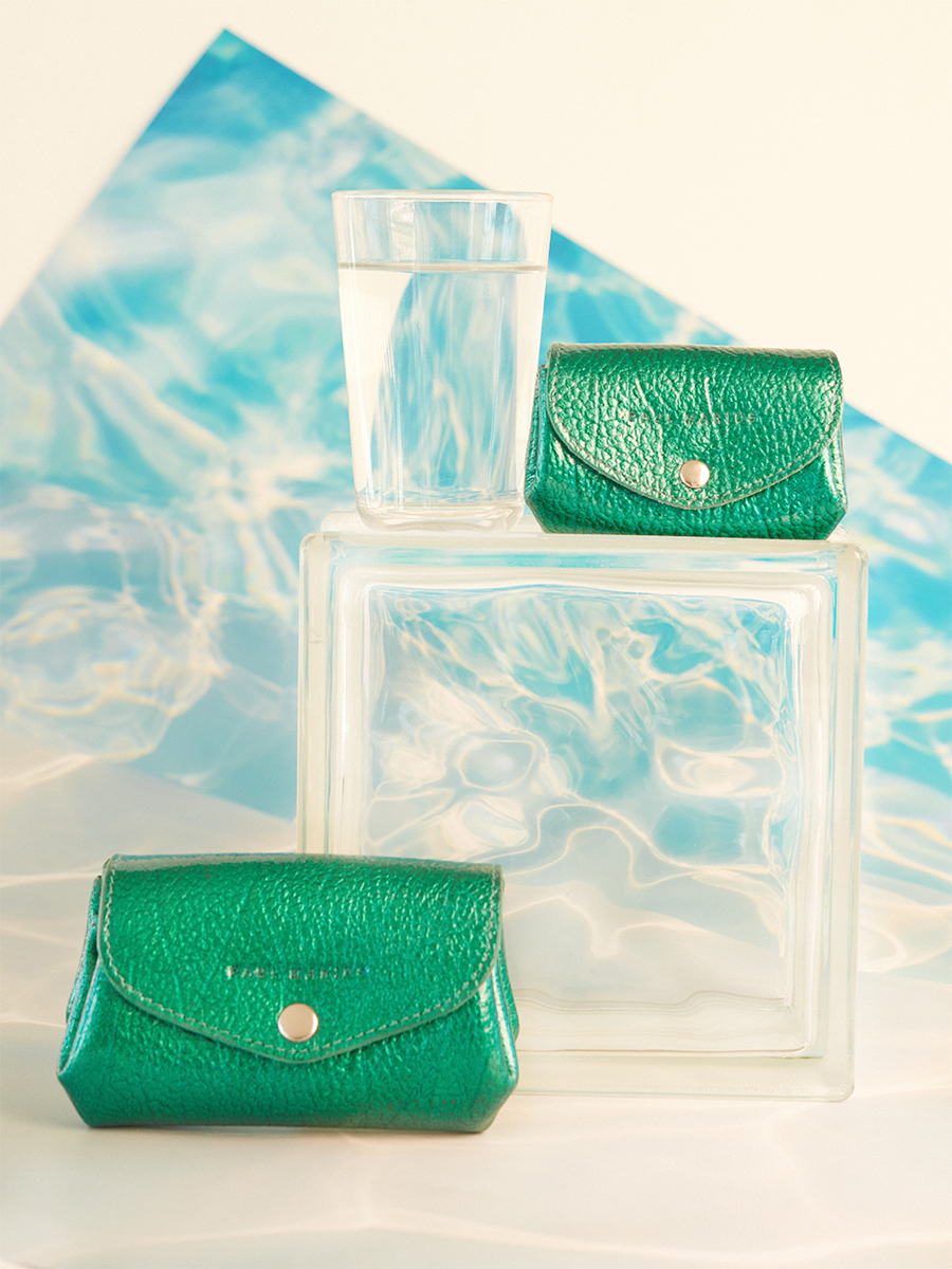 Pochette en cuir bleu LeGustave M - Star Lagon vue dos