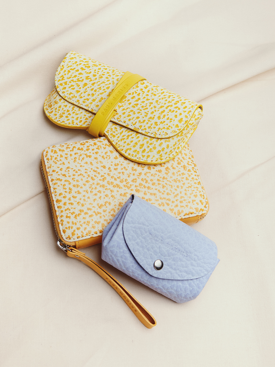 Portefeuille en cuir orange LePortefeuille Alice - Orangeade vue portee