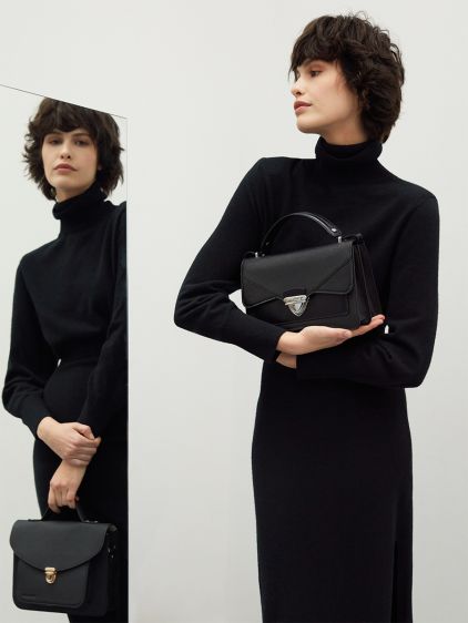 Madame George - Caviar Noir