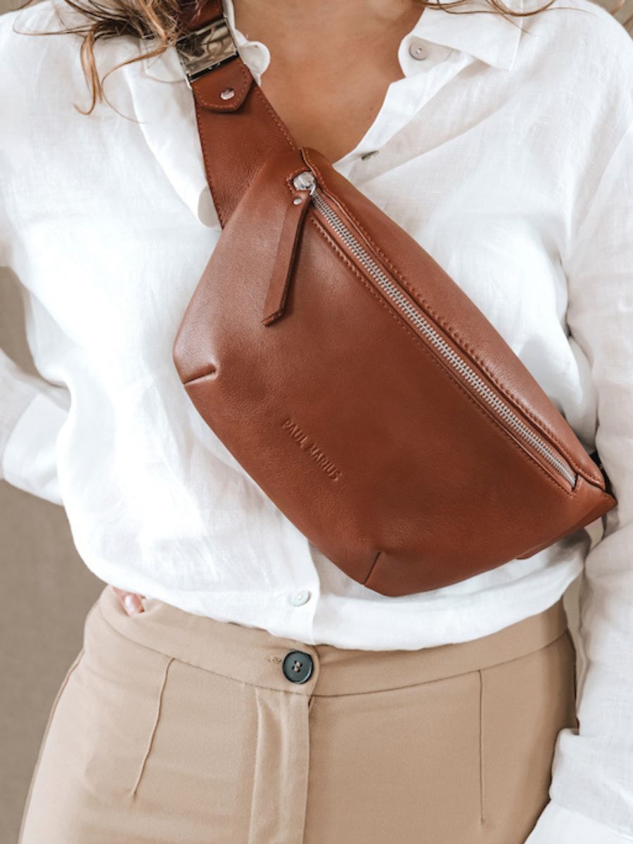 Sac ceinture en cuir