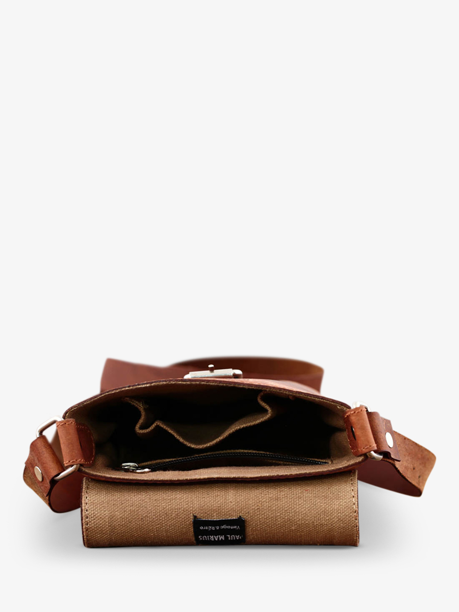 photo-interieur-sac-bandouliere-cuir-femme-marron-lauthentique-s-naturel-paul-marius-m43s-l