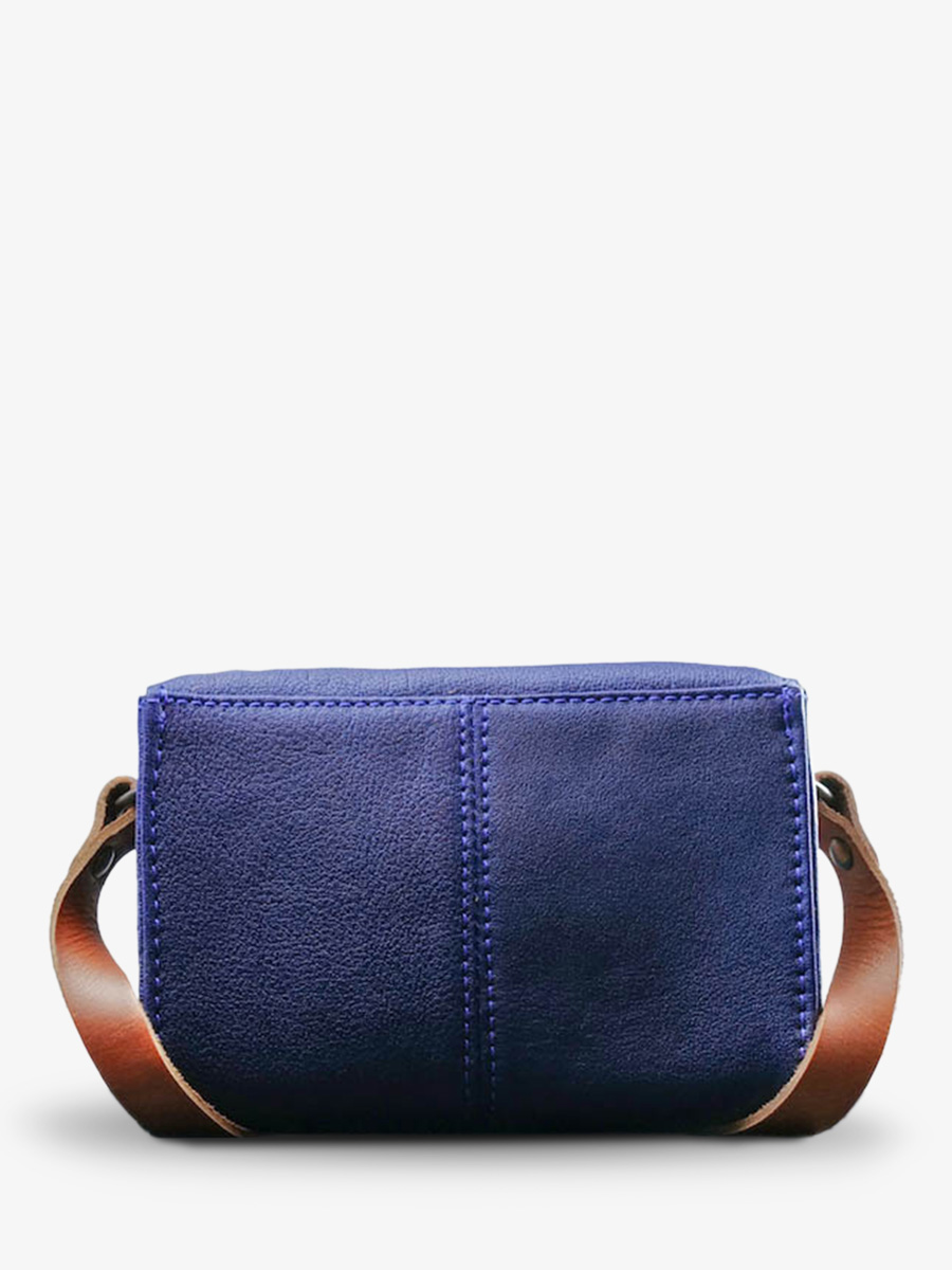 photo-vue-de-dos-sac-bandouliere-cuir-femme-bleu-le-mini-indispensable-bleu-egyptien-paul-marius-w08s-egb