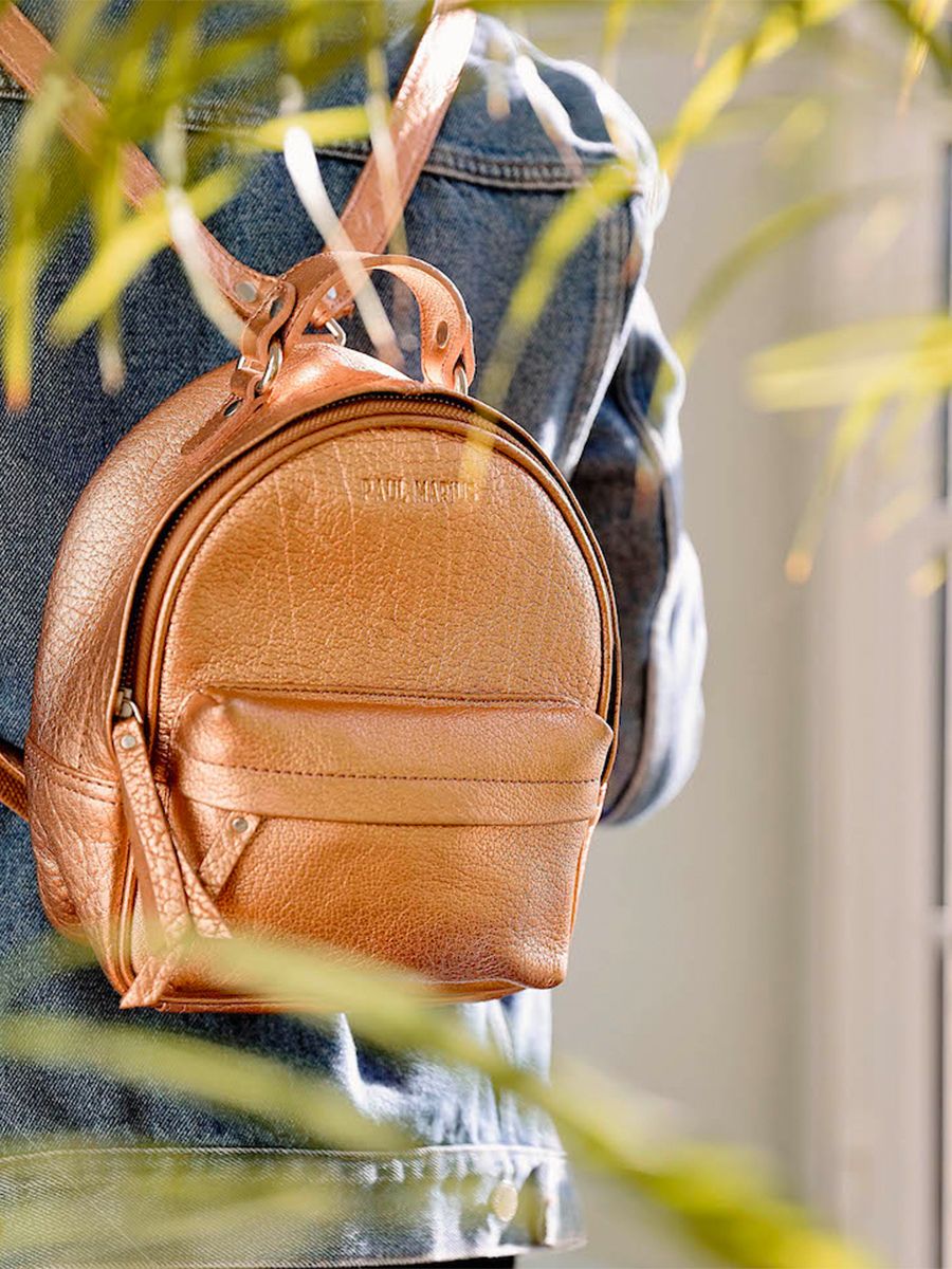 https://www.paulmarius.fr/media/catalog/product/p/a/paul_marius_sac_a_dos_cuir_leather_bagpack_or_rose_pink_gold__2__d0c3.jpg