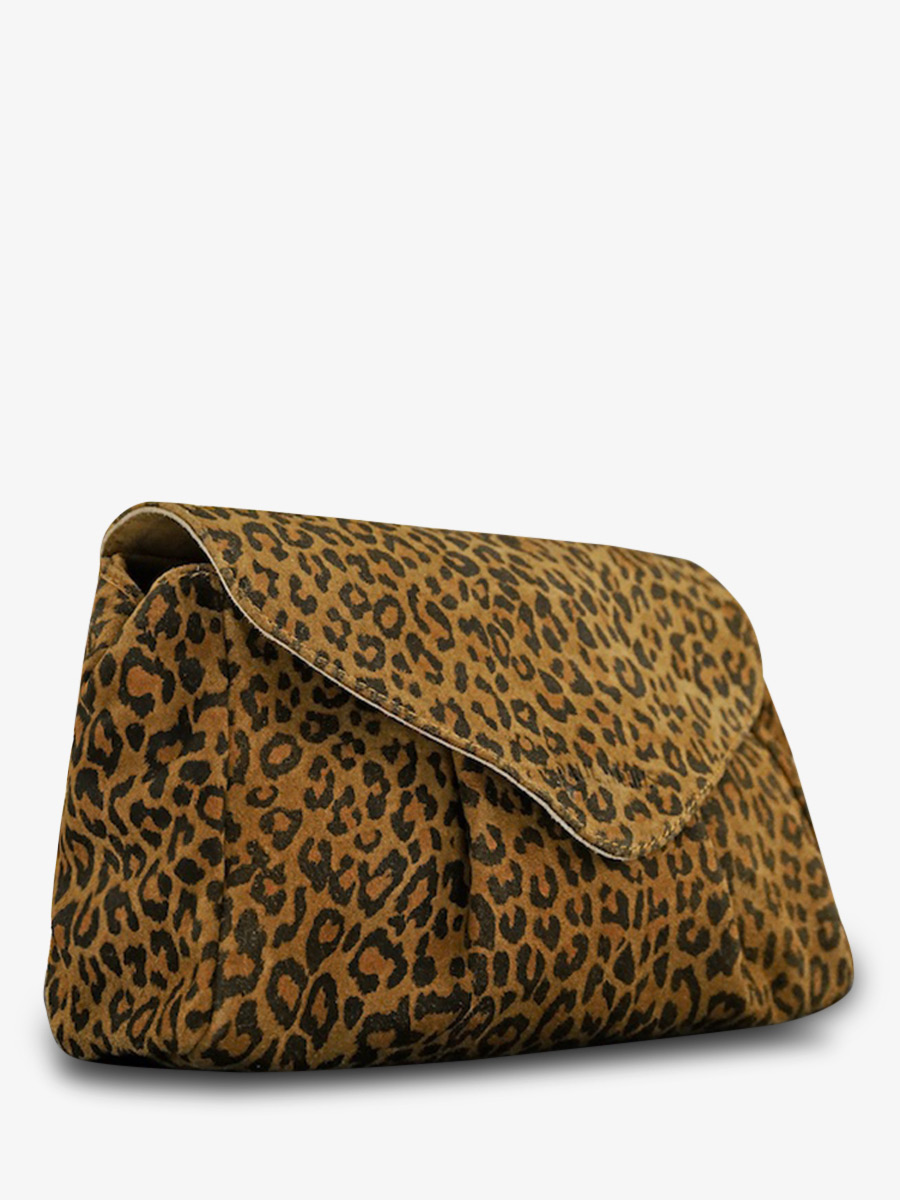 photo-vue-de-cote-sac-bandouliere-cuir-paulmarius-marron-suzon-m-leopard-naturel-paul-marius-w25m-lp-l