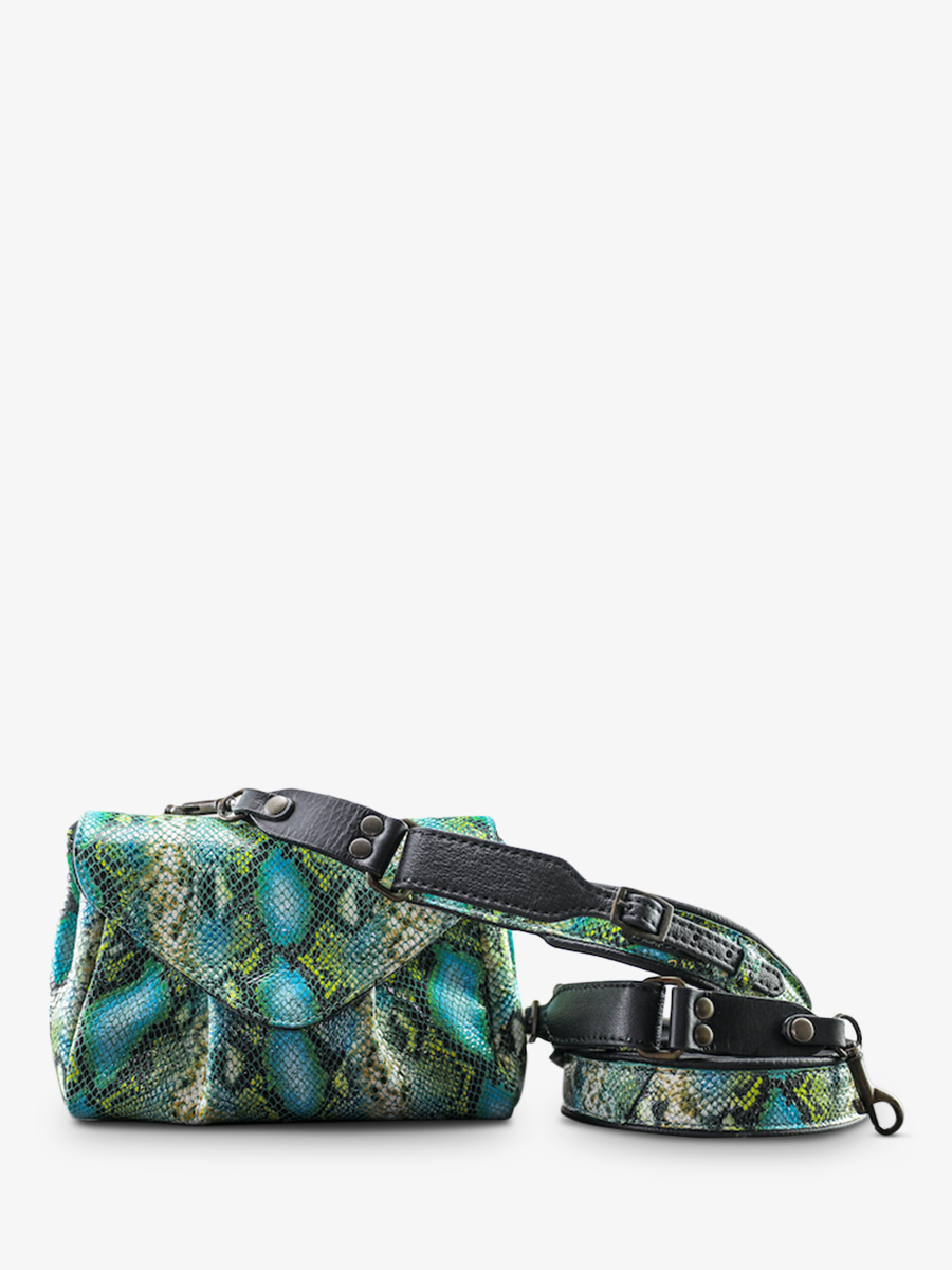 photo-vue-de-cote-sac-bandouliere-cuir-paulmarius-bleu-vert-suzon-s-python-agate-paul-marius-w25s-p-aq