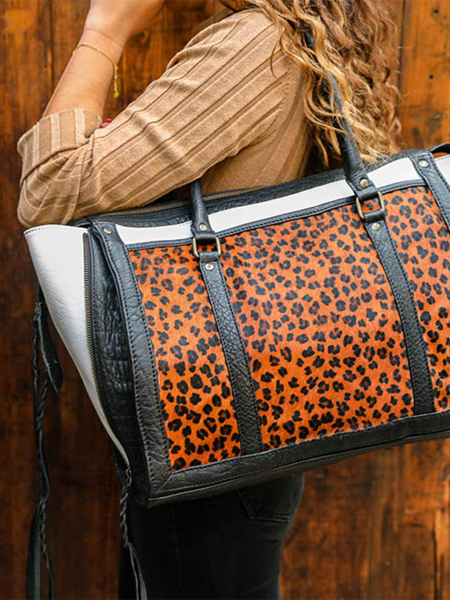 Sac a online main leopard