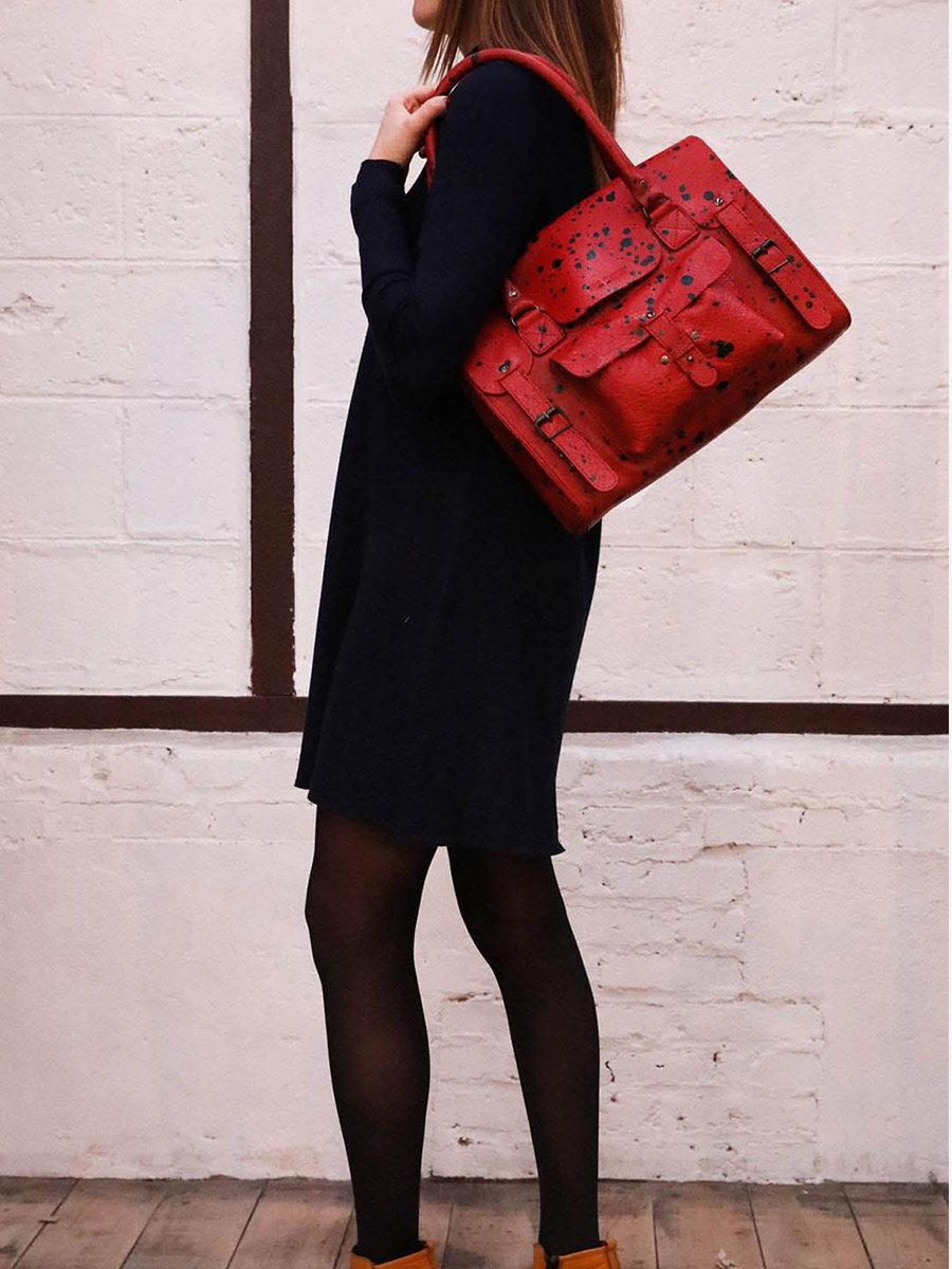photo-interieur-sac-bandouliere-cuir-femme-rouge-lerive-gauche-artiste-m-rouge-carmin-paul-marius-w01m-a-r